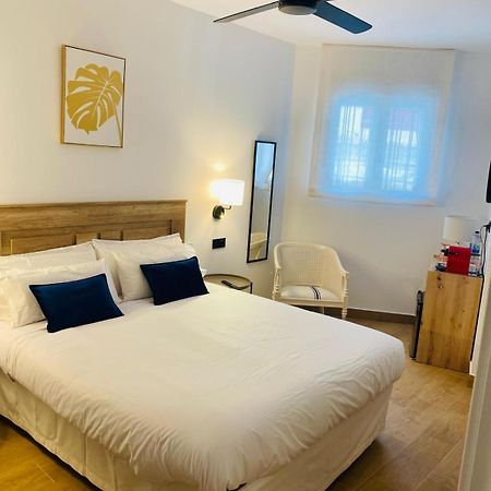 El Parador Del Cesar Boutique, Aparcamiento Gratis Hostel เมรีดา ภายนอก รูปภาพ