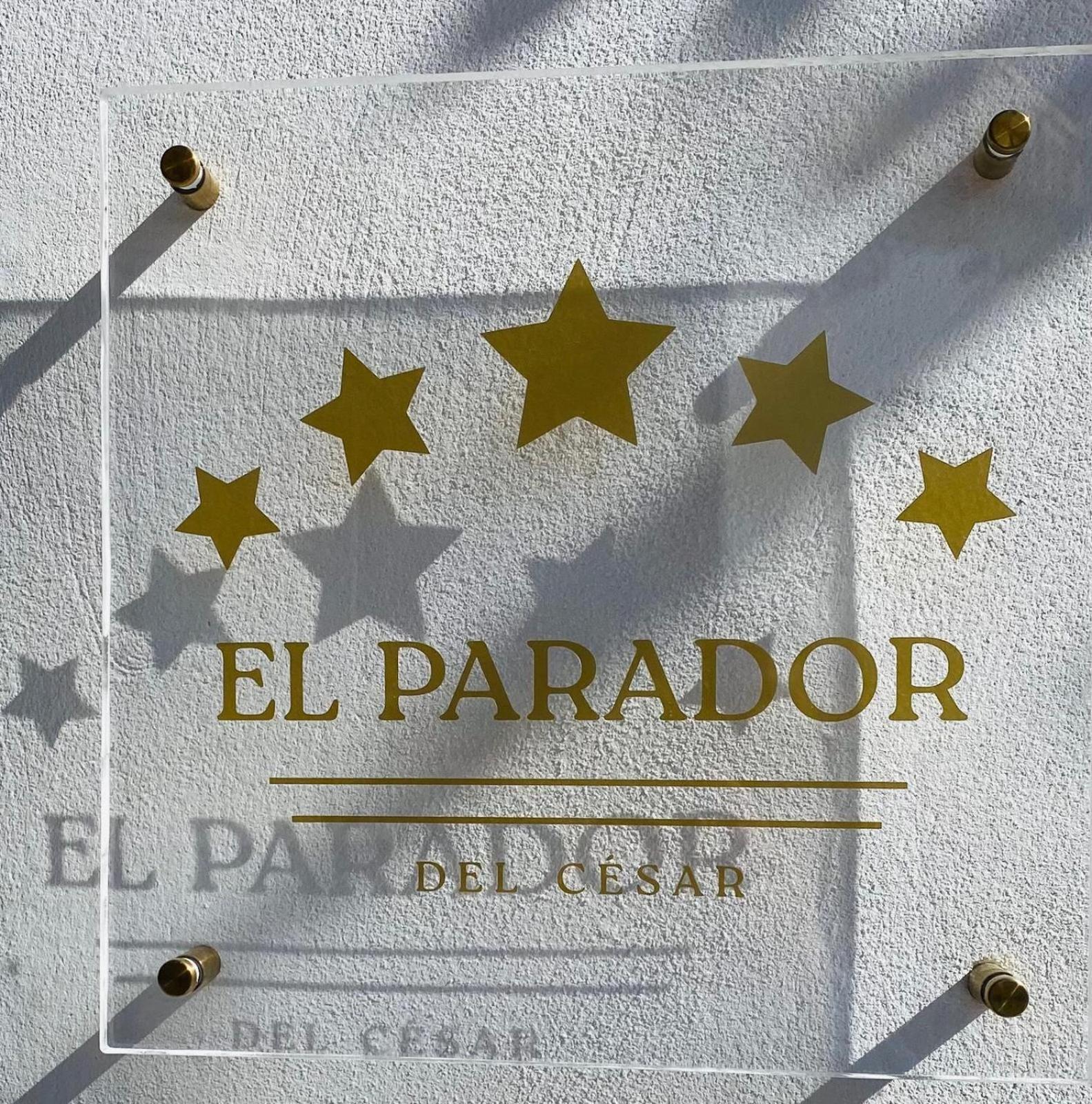 El Parador Del Cesar Boutique, Aparcamiento Gratis Hostel เมรีดา ภายนอก รูปภาพ