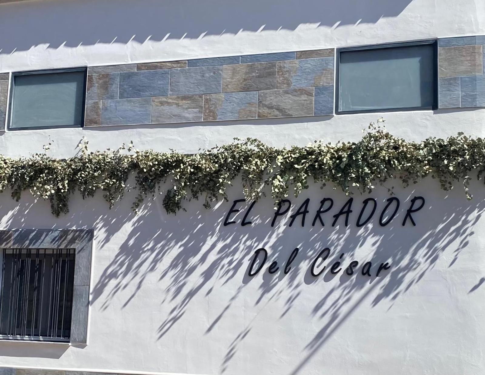 El Parador Del Cesar Boutique, Aparcamiento Gratis Hostel เมรีดา ภายนอก รูปภาพ